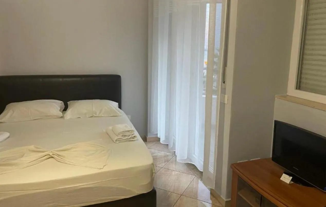 Kokomani Apartments Durrës 0*,  Albanien
